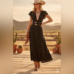 Reformation Orchid Maxi Dress Black Galactic Plunging V Neck
Wrap Size 2